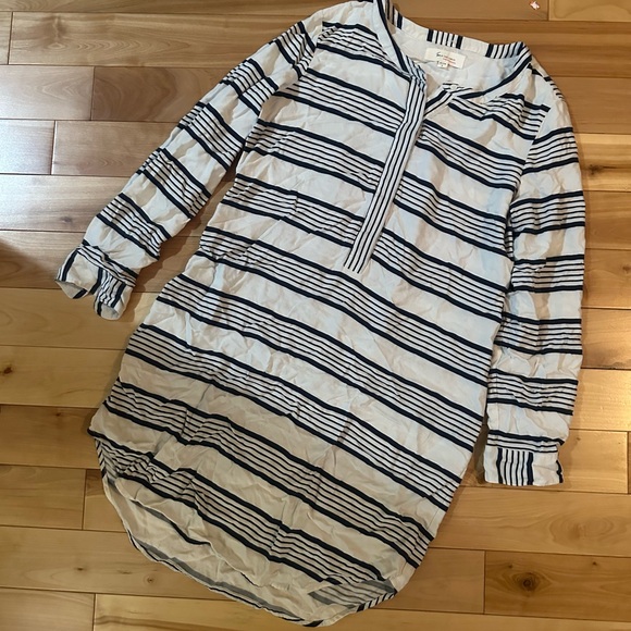 Vince Camuto striped tunic beach coverup - Picture 3 of 7